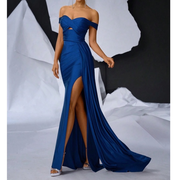 Classic Off Shoulder Split thigh Mermaid Hem Party Wedding Dress - Picture 9 of 10